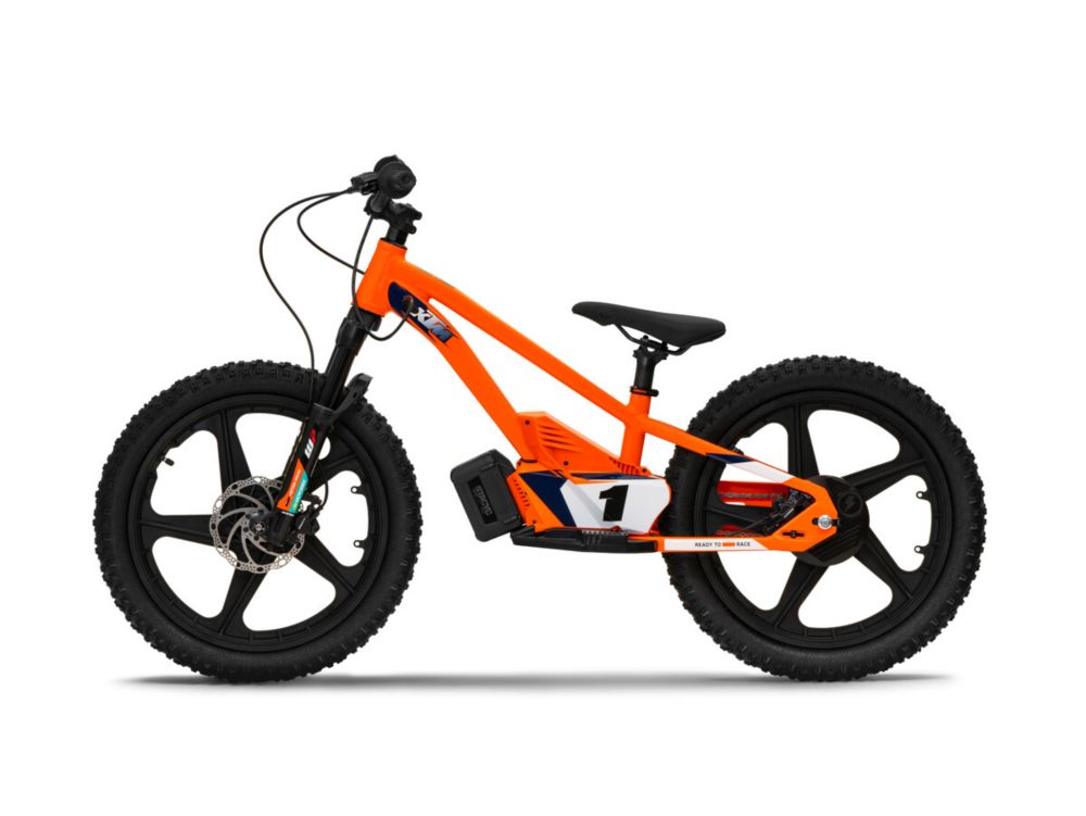 KTM MIRA HACIA EL FUTURO CON UNA GAMA AMPLIADA DE BICICLETAS DE